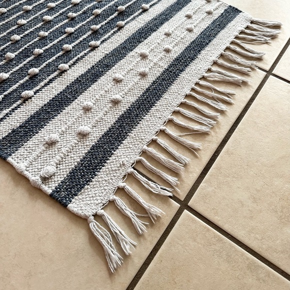 Boho Chic Area Rug - Picture 4 of 5